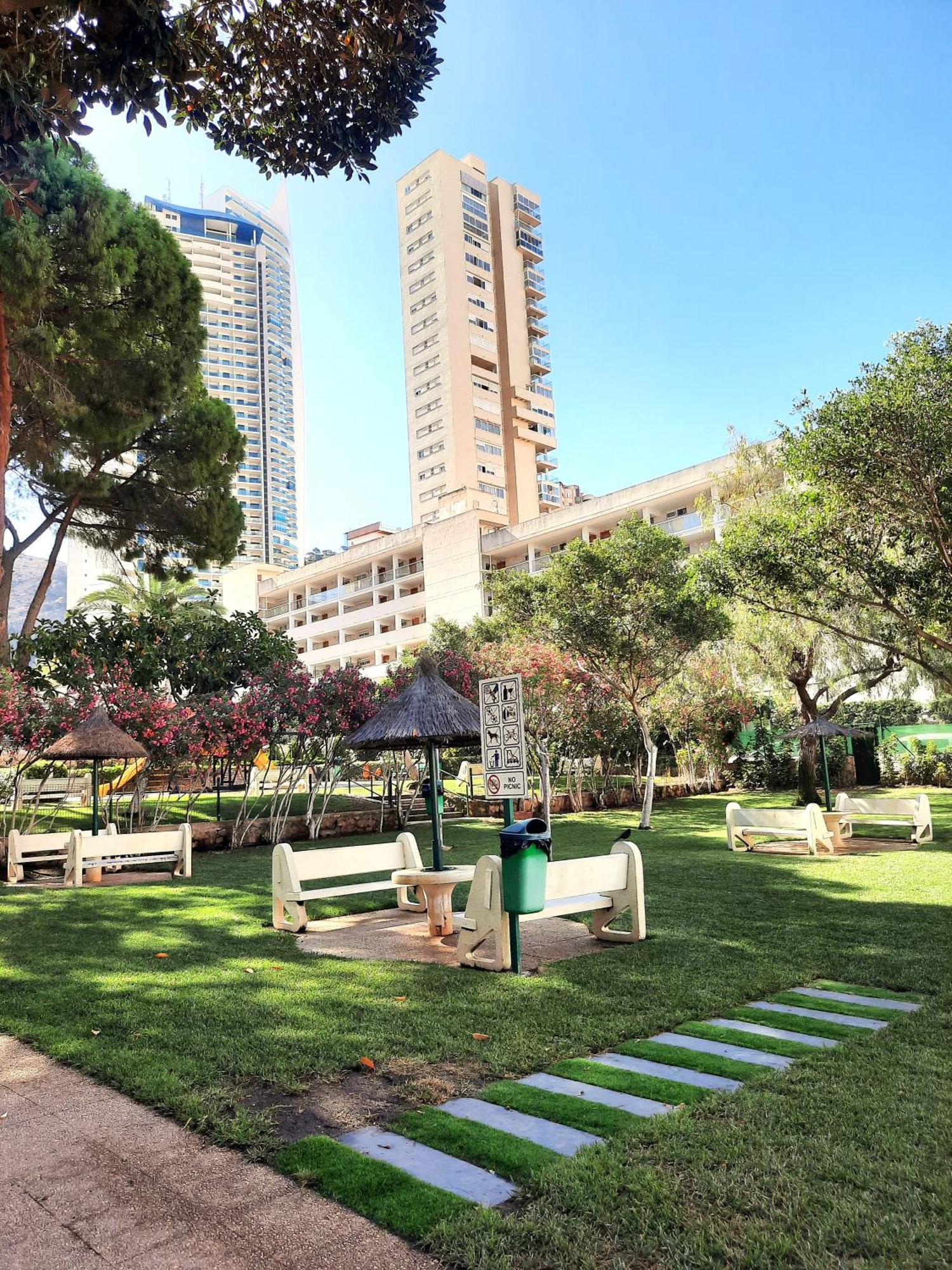 Playmon Holiday Apartment 베니돔 외부 사진
